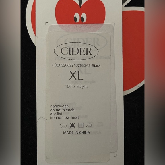 Jack O' Lantern Sweater 🎃 - Picture 5 of 5